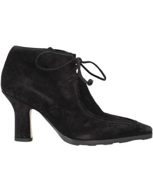 Burberry Ankle Boots Leather - Black