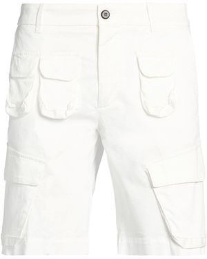 Eleventy Shorts & Bermuda Shorts - White