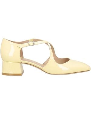 Stuart Weitzman Pumps - Natural