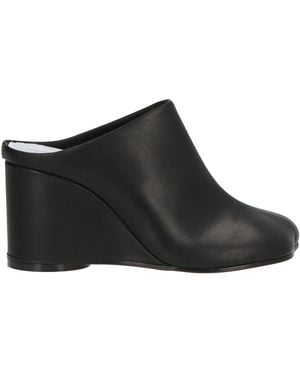 MM6 by Maison Margiela Mules & Clogs - Black