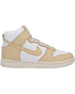 Nike Trainers - Natural