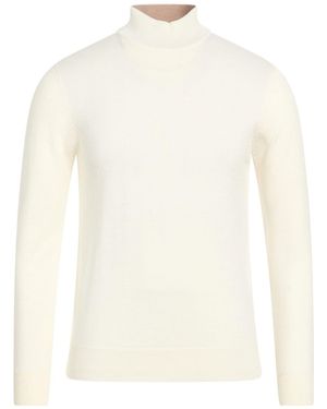White Wise Turtleneck - White