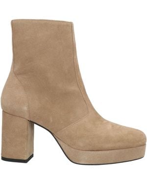 Free Lance Ankle Boots Leather - Natural