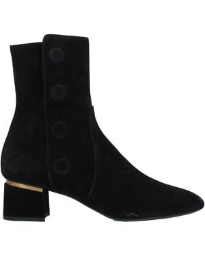 Tod's Ankle Boots - Black