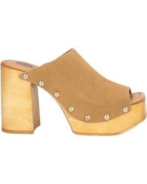 Ph 5.5 Mules & Clogs - Natural
