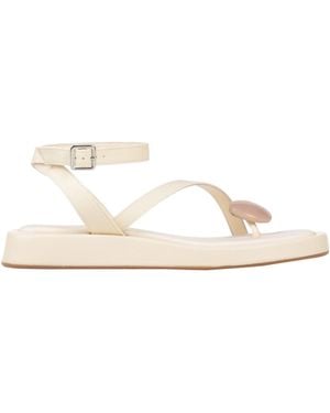 GIA RHW Thong Sandal - Natural