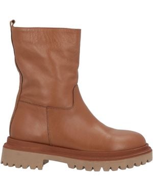 Aria Shoes Ankle Boots - Brown