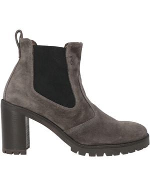 Nero Giardini Ankle Boots - Brown