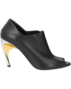McQueen Ankle Boots - Black