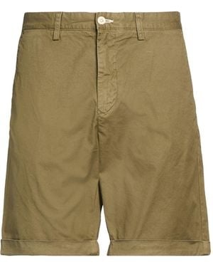 GANT Shorts & Bermuda Shorts - Green