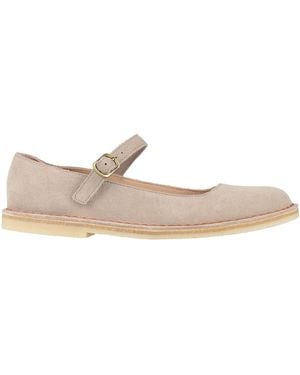 Clarks Ballet Flats - White