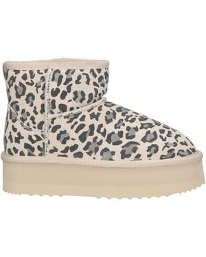 Gaelle Paris Ankle Boots - Natural