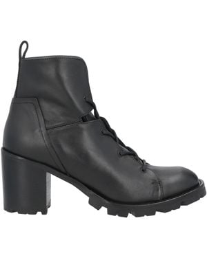 Ixos Ankle Boots - Black