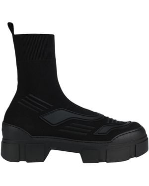 Vic Matié Ankle Boots - Black