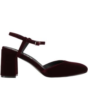 Bibi Lou Court Shoes - Red