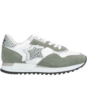 Atlantic Stars Trainers - White