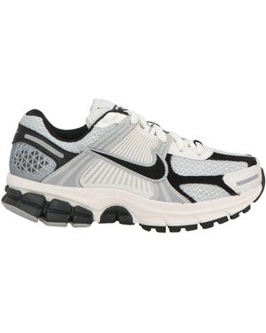 Nike Trainers - Grey
