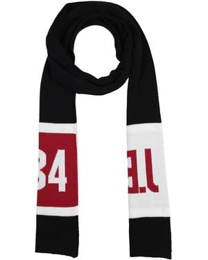 J·B4 JUST BEFORE Scarf Acrylic - Red