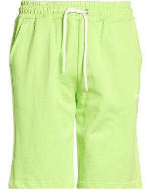 Berna Shorts & Bermuda Shorts - Green