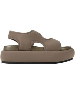 Strategia Sandals - Brown