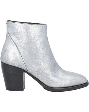 Pantanetti Ankle Boots - White