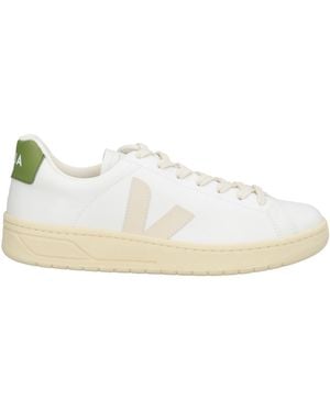 Veja Trainers - White