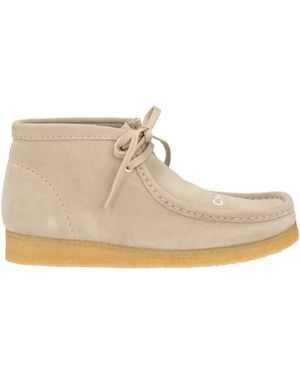 Clarks Sand Ankle Boots Leather - Natural