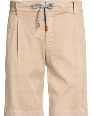 Eleventy Shorts & Bermuda Shorts - Natural