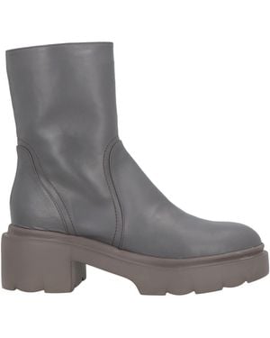 Pomme D'or Ankle Boots - Grey