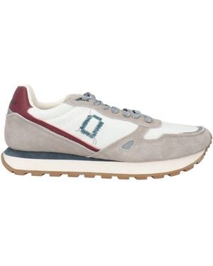 Mono Trainers - White