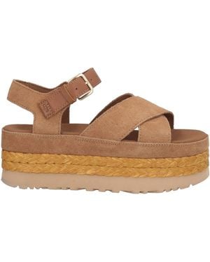 UGG Sandals - Brown