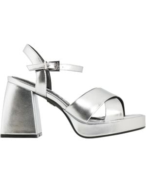 Buffalo Sandals - White