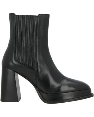 Bobbies Ankle Boots Lambskin - Black