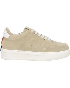 Barracuda Trainers - Natural
