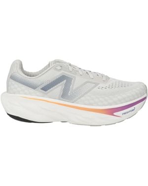 New Balance Trainers - White