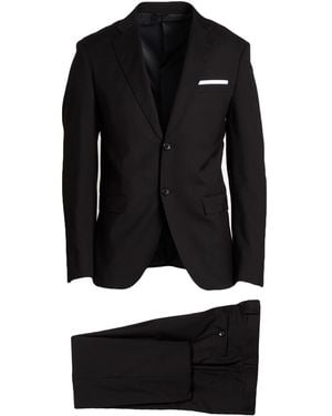 Berry & Brian Suit - Black