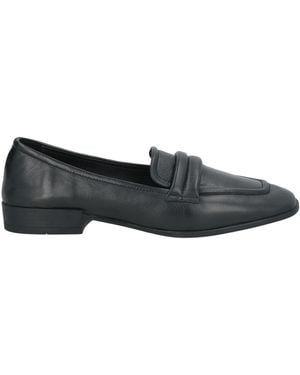 Epoche' Xi Loafers - Black