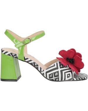 Exe' Sandals - White
