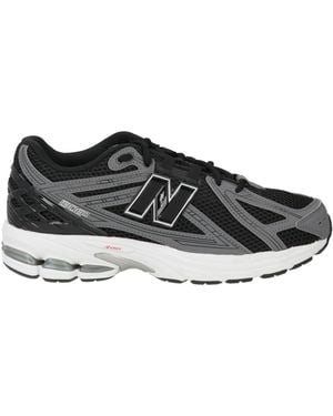 New Balance Trainers - Black