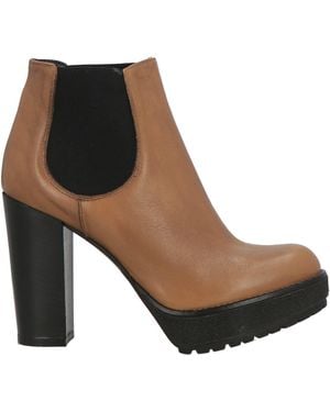 Emanuela Passeri Ankle Boots - Brown