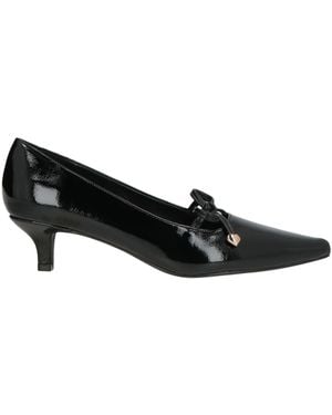 Ovyè Court Shoes - Black