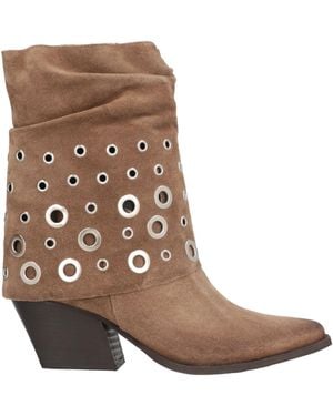 Ovyè Ankle Boots - Brown
