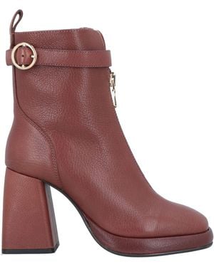 Emanuélle Vee Ankle Boots - Purple