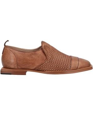 Barracuda Loafer - Brown