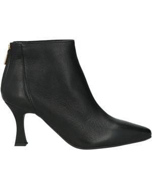ANNAËLLE Ankle Boots - Black