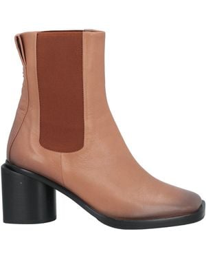 Halmanera Ankle Boots - Brown