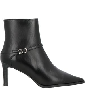 Lola Cruz Ankle Boots - Black