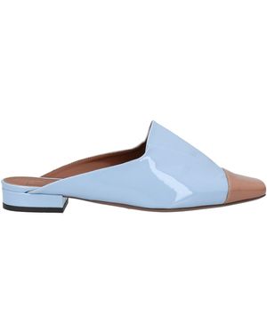 L'Autre Chose Mules & Clogs - White