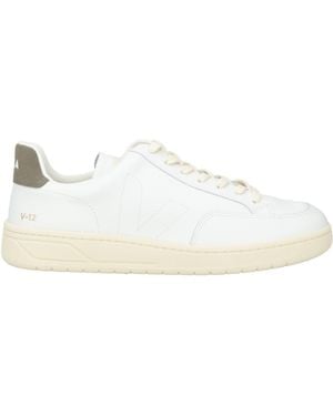 Veja Trainers - White