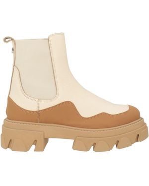 Steve Madden Ankle Boots - Natural